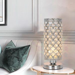Lampy stołowe nowoczesne lampa kryształowa LED E27 Regulowane nocne stada nocna lekka dekoracja sypialni domowa oświetlenie wewnętrzne złote srebro