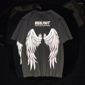 Męskie koszulki Sumno moda marka Mężczyzn krótkiego rękawu swobodny druk bawełniane tshirty Luminous Refleksyjne skrzydło T-shirt Hip Hop Streetwear Tops