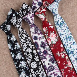 Bow Ties 2023 Marka Pamuk Erkekler Moda 6cm İnce Boyun Kravat Çiçek Baskı Klasik Şarap Kırmızı Siyah Erkekler için Paket Hediye Kutusu