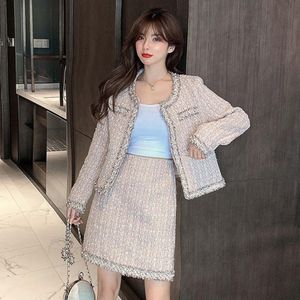 Tvådelt klänning Autumn Winter Liten Fresh Temperament Cardigan Tweed Jacket Female Western All-Match Pencil kjol Blazer Office Clothestwo