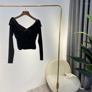 Kvinnors T -skjortor 2023 Tidig Autumn Collection Green Black Tops Draped Cross Off Pleated The Shoulder Long Sleeve Stretched Blus