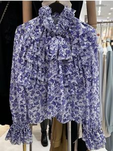 Camicette da donna Stilista di moda 2023 Camicia primaverile da donna Fiore viola stampato Manica svasata di alta qualità Elegante fiocco da donna