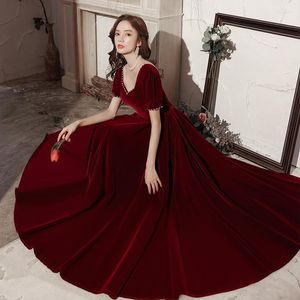 Ethnic Clothing Sexy Backless Evening Gowns Formal Party Toast Gown Women Burgundy Velvet Square Neck Prom Dresses
