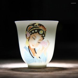 Чашки блюдцы чайная чашка Четыре красавица одно стеклянной керамической миски сине-белая керамика мастера