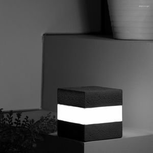 طاولة مصابيح مكعب الليل ضوء USB قابلة للشحن ملونة LED Bedside Lamp