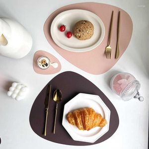 Bordmattor Placemat Triangle Ellips Leather Table Seary Waterproof and Heat Isolation Bowl Coffee Mat Kitchen Accessories