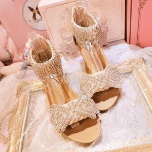 Sandaler 2023 Sommarkilar Kvinnlig kilklack Bekväm handgjorda diamant Tassel Crystal Roman Shoes Woman Sandalias Mujer Shoe