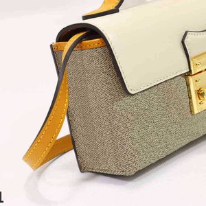 Handväskor Kvinnor Designers Axelväskor Crossbody Bag Högkvalitativ mode All-Match Classic Messenger Lady Handbag Coin Purse