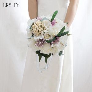 Flores de casamento Buquê Lky Fr para Brides damasides de noiva Rosas brancas Hydrangea Artificial Casamento Acessórios domésticos