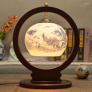 Table Lamps Chinese Antique Creative Ceramic Lamp Bedroom Bedside American Pastoral Flower Painting Solid Wood Desk