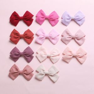 Grosgrain Ribbon Mini Hair Bows z klipsem dla dziewcząt Spinki do włosów Butique Barrettes Nakrywa Urocze dla dzieci akcesoria do włosów 1449