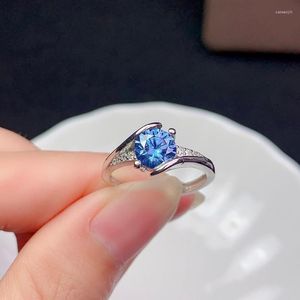 Pierścienie klastra niebieski zielony pierścień Moissanite 1CT 6,5 mm VVS Lab Diamond z certyfifcate drobny test Jewlery minął Real S925 Sterling Silver