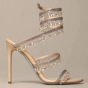 Nude Cleo Lâmpada de Cristal Ornamento Sandálias de salto fino 95mm Pérola Sapatos de noite femininos de salto alto Designers de luxo Vestido envolvente fábrica de calçados