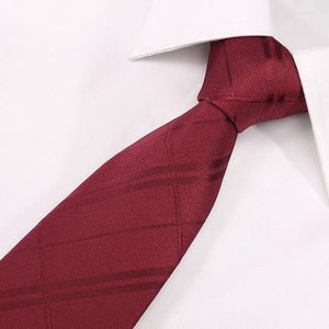 Bow Ties Yüksek kaliteli 2023 Tasarımcılar Markalar Moda İş Rahat 7cm Slim Erkekler için Slim Kırcı Kırmızı Çizgili Düğün Hediye Kutusu