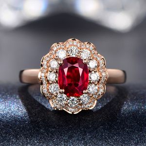 Mulheres europ￩ias e americanas Mulheres doces anel de rubi zirc￣o Diamond Flor rosa Goldado vermelho Anel de cristal de cristal namorada Party Jewelry Gift Ajust￡vel