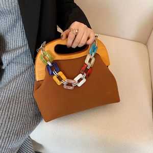 Bolsas noturnas 2023 clipe de madeira retro moda fasrada bolsa de corrente feminina feminina simples casual saco de mensageiro de um ombro