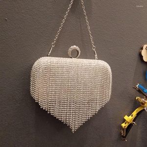 Evening Bags Luxury Heart Rhinestone Tassel Fringe Bag For Women Handmade Crystal Finger Clasp Handbag Banquet COcktail Ladies Clutch