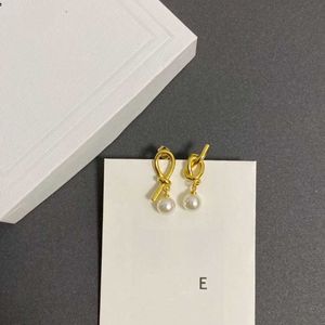 Cee studörhängen designer enkel örhänge för kvinnor parti klassisk drop vinyl unisex studs earrigs mässingsmaterial par örhänge