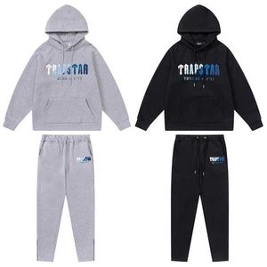 TRACKSUT 2023 Högkvalitativ modebroderi Trapstar hoodie män kvinnor EU Storlek 100% Cotton Pullover Sports Style Autumn Winter