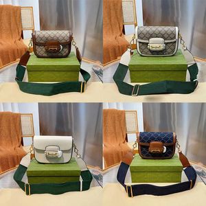 Designer Bags shoulder bag crossbody bag womans letter bags Luxury purses messenger wallet luxurys handbags 658574 card holder