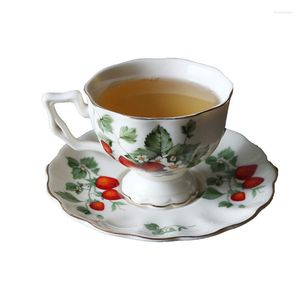 Tazze Piattini Fiore Creativo Set da tè Porcellana cinese Tazza da caffè Royal Bone China Vassoio vintage Mlik 200ML