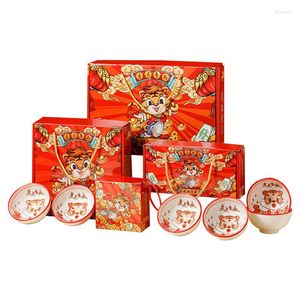 Set di stoviglie Tigri carine Set di ciotole regalo in ceramica Stoviglie sottosmalto Tiger Year Posate Utensili da cucina
