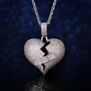 Collane con ciondolo Hip Hop Cuore spezzato Rame Cubic Zirconia Bling Pendenti ghiacciati per uomo Donna Gioielli con ciondoli