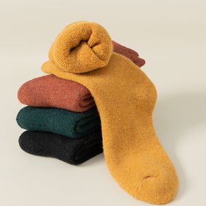 5 Pairs Winter Thickened Wool Socks Women Solid Color Casual Mid-tube Wool Hoop Socks Men Thickened Thermal Socks Towel Socks Wholesale 1223889