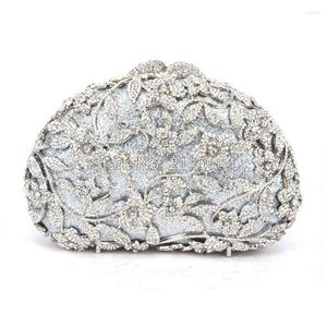 Kvällspåsar Diamond Clutch Fashion Glitter Women Crystal Knuckle Rings Silver Chains Handbag 88621-F