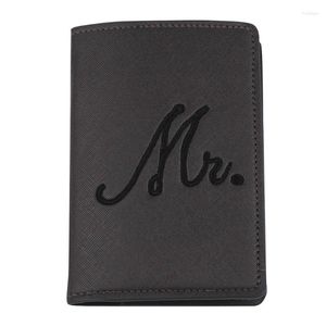 Kortinnehavare Herr och fru Pu Leather Bride Groom Passport Cover Holder Protector Case Organizer för bröllopspar Travel