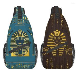Mochila Cabeça de Esfinge de ouro casual com hieróglifos egípcios Crossbody Sling Men Sacos de peito de ombro para acampamento de ciclismo