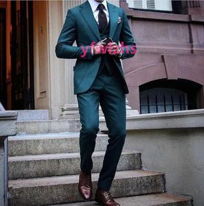 Dostosuj smoking dwa przyciski Przystojne wycięcie Lapel Groom Tuxedos Men Suits Wedding/Prom/Dinner Man Blazer Pants Tie kamizelka W1232