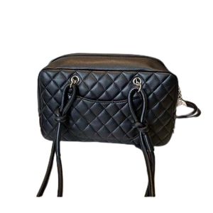 Дизайнер сумок Crossbody Женщины сумочка простая сумка для плеча Leahter C 098 Crossbody Shopping Fashion Totes сумки черные большие сумочки