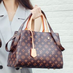 TOP Shoulder Bags Designer Luxury Satchel Messenger Leather Strim Handles with Shoulder Strap Crossbody Bag