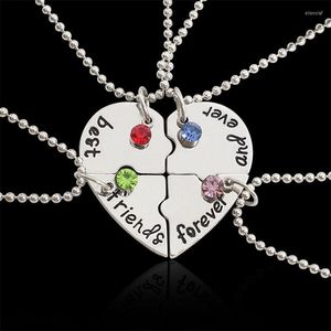 Pendant Necklaces Friend Four Piece Set Splicing Choker Broken Heart Necklace Inlaid Ladies Fashion Rhinestone Jewelry Gift 2023Pendant Elle