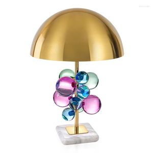 Lampy stołowe Nowoczesne marmurowe i przezroczyste szklane kryształowe światło kulkowe do salonu sypialnia badanie Deco czytanie LED