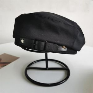 Berets PU Pasek Metal Burekle Beret Dziewczyna Autumn British Style Retro Painter Hat Casual Fashion Korean Tide Cape Cap