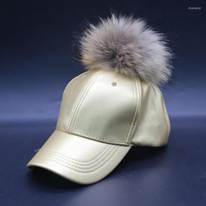 Berets Natural Raccoon Fur Pom Wholesale Pu Leather Hip- Visor Winter Usisex Creative Custy Capt Cap Multi Colors Hat