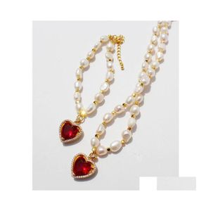 Naszyjniki wiszące dla kobiet łańcuch szyi kobiecy biżuteria hurtowy prezent vintage serce naturalne dekoracje Pearl cyrkon Stonependant Dro dhuln