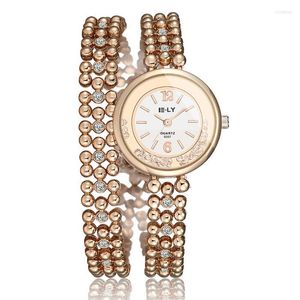 Armbandsur kvinnor vintage kvarts titta på hodinky damer diamantarmband mode lyxiga smycken tillbehör släpp reloj mujeriwristwatches iri