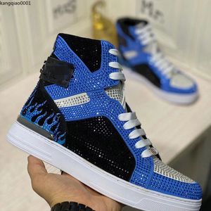 2023New High Tube Genune Pelle Glitter Stivali Pelle Bovina Coppia Fondo Spesso Donna Uomo Scarpe Strass Metallo Skull Nnkle Stivali kq1k000003