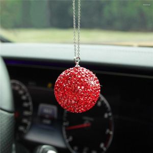 Interiördekorationer Fashion Car Rearview Mirror Pendant Charm Bling Crystal Ball Ornament Hanging Beautiful