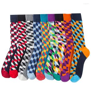Erkek Çoraplar 2023 Avrupa Amerikan Moda Dinamik Renk Ulusal Tide Vahşi Erkekler Kare Elmas Orta Uzun Tüp Pamuk 1 Çift