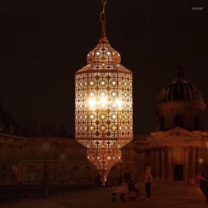 Lampade a sospensione Lampadario in rame stile retrò marocchino europeo Lampada a fiore vuoto El Ristorante Bancone bar Luci Art Déco E14 3