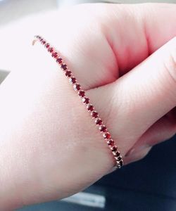 Länkarmband Slim Cluster Prong Set Red CZ Tennis Chain Thin Rose Gold Color for Women Girls Friend Jewelry Pulsera Braciali