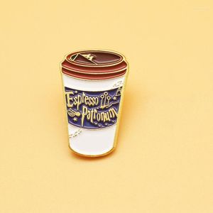 Broszki kreatywność kawa kawa szklana broszka gniazdka Enamika Pinek Kobiety Modna odzież z kołnierzykiem Prezent
