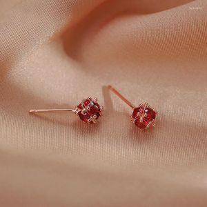 Orecchini a bottone VOQ colore argento vintage zircone rosso lucido trafitto per le donne gioielli quotidiani semplici e chic