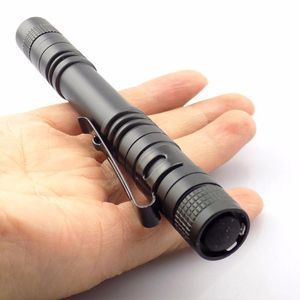 As lanternas tochas tochas poderosas mini Q5 LED Penlight Torch Flash Flash Pocket Pocket Pocket Ultra Bright Battery Clip Lamp