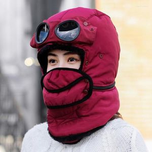 Berretti Cappelli invernali da uomo Paraorecchie Cappello con occhiali Bomber di velluto caldo per uomo Donna Chapeau da donna Novità Berretto da sci antivento