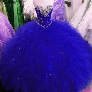 Lüks kraliyet mavi quinceanera elbiseler kristaller boncuklu fırfırlar kabarık tatlı 16 parti debutantes önlükler tatlım boyun korse artı boyutu balo elbise zemin uzunluğu